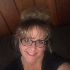 Meet your Posher, Pam